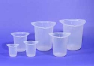 Disposable/Reusable Tri-Pour Graduated Beakers
